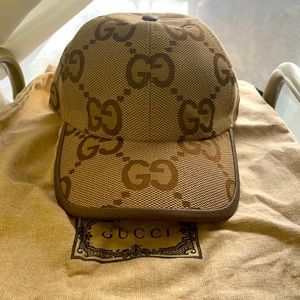 Gucci NWT new season 2022 GG supreme baseball cap.